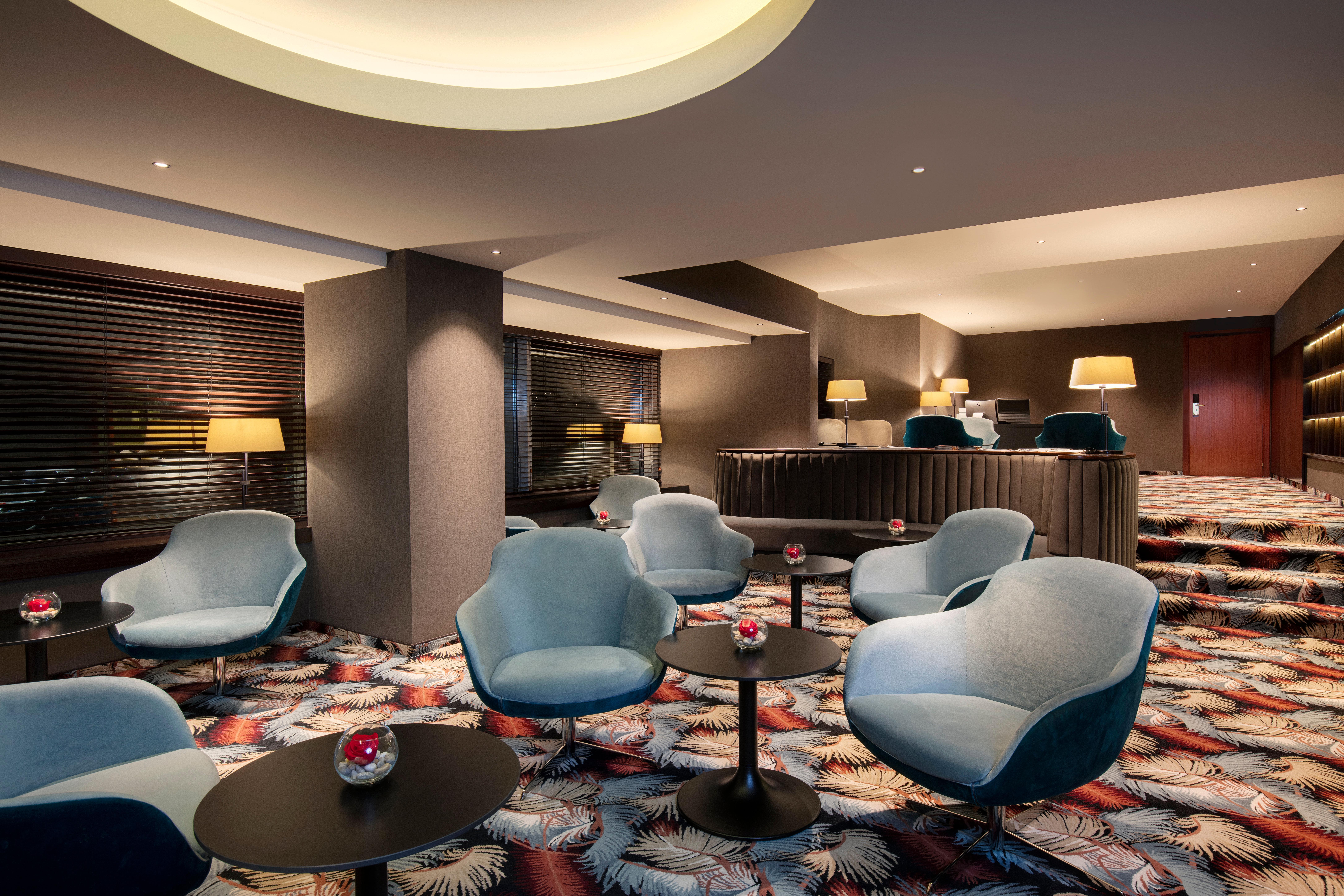 Crowne Plaza By Ihg 4*