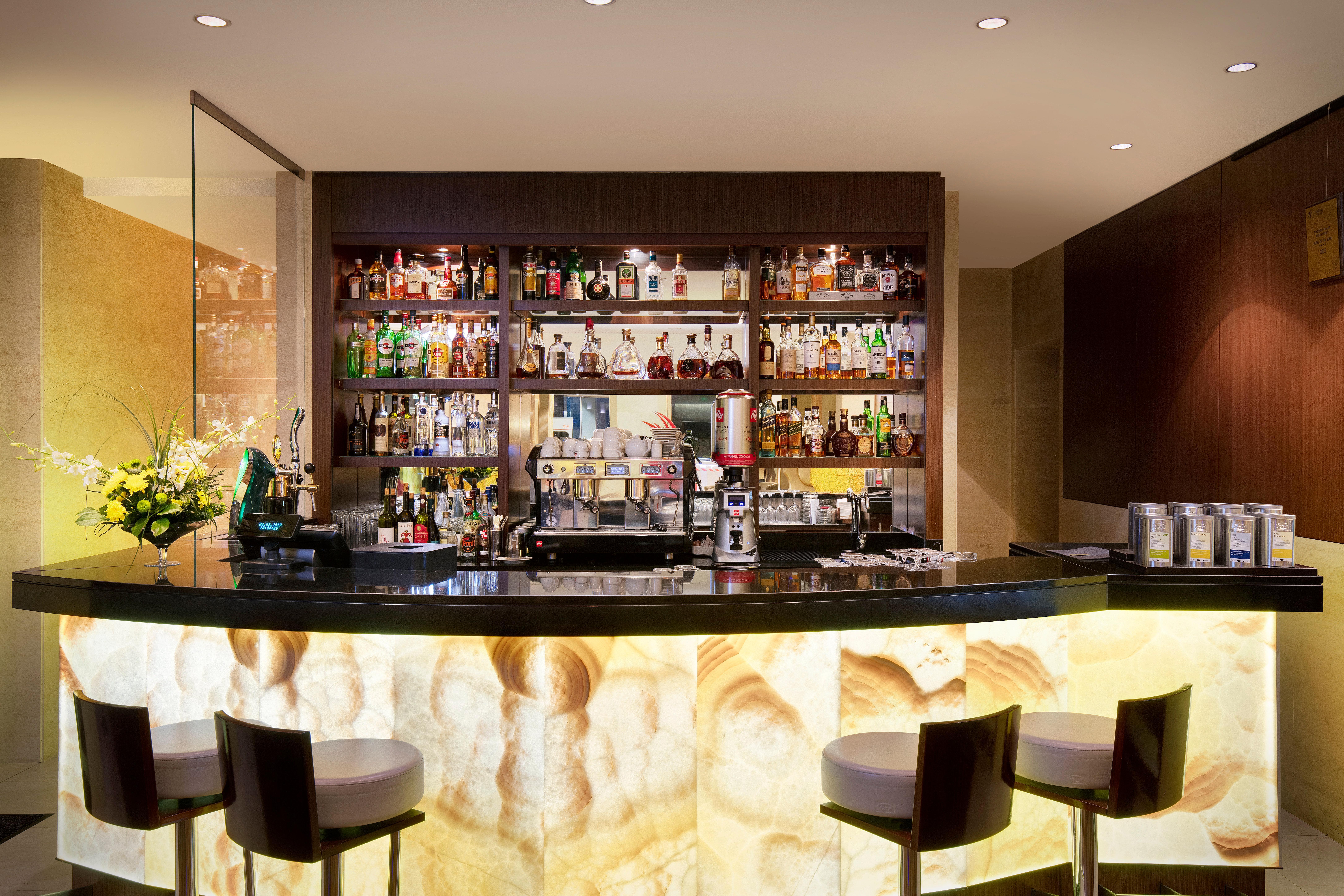 Crowne Plaza By Ihg